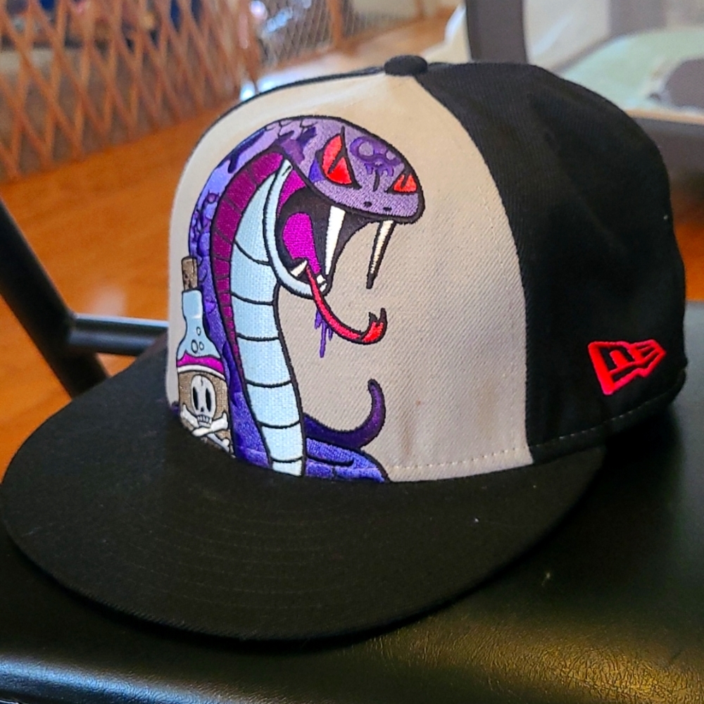 Tokidoki snake hat